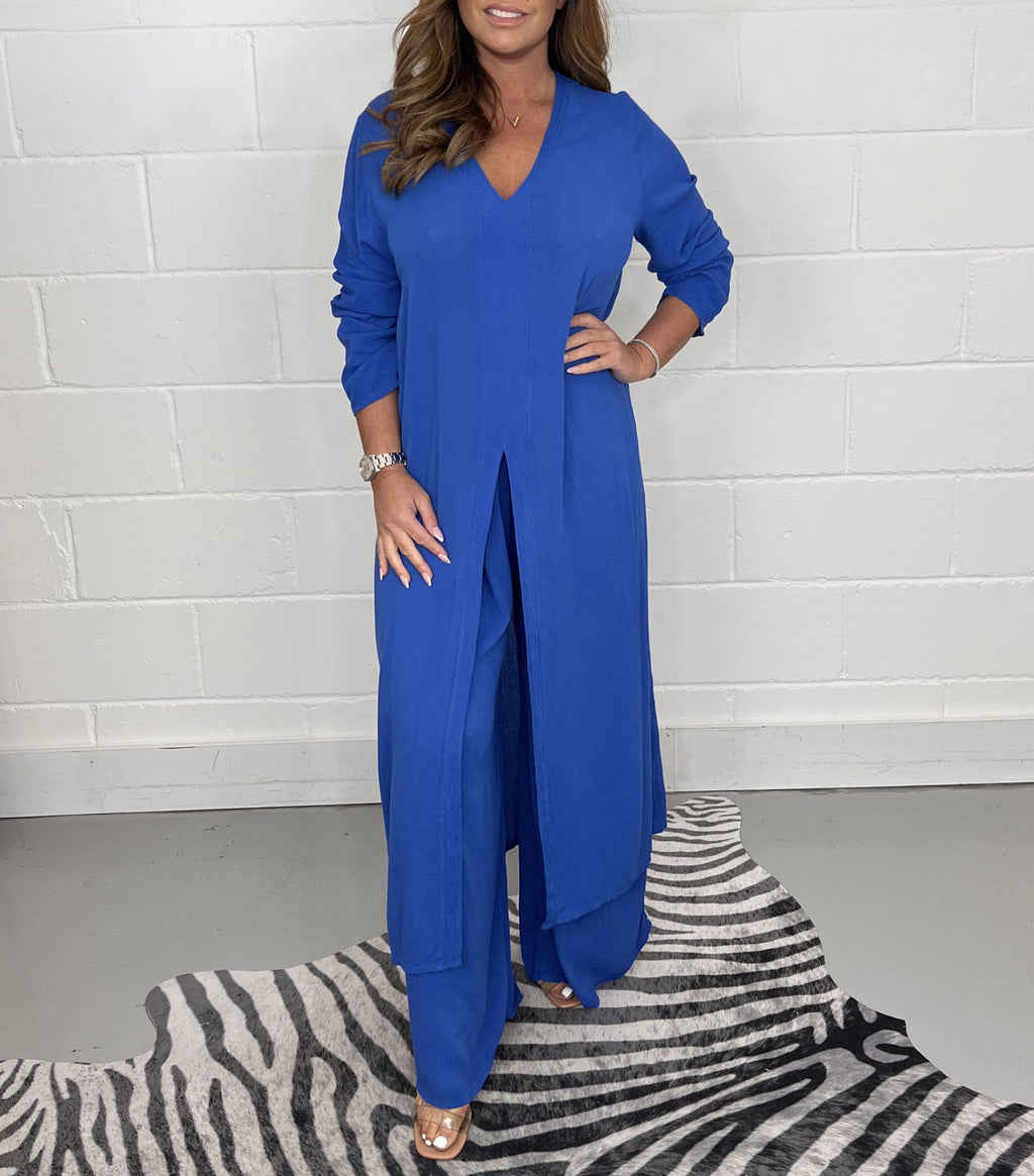 Chemisier et pantalon simples